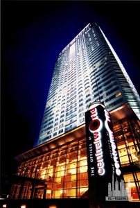 theofficesatcentralworld_ext-upnight_(c)ptgroup