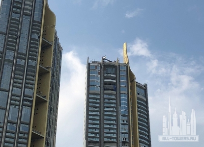 magnolias__waterfront__residences__tower-2-top_(c)rod__abid