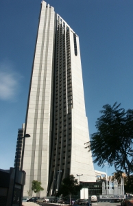 granhotelbali_ext-lookingup2_(publicdomain)