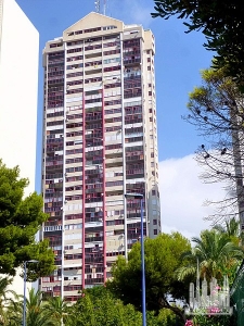 450px-Benidorm_-_Residencial_Costa_Blanca_1_(4)