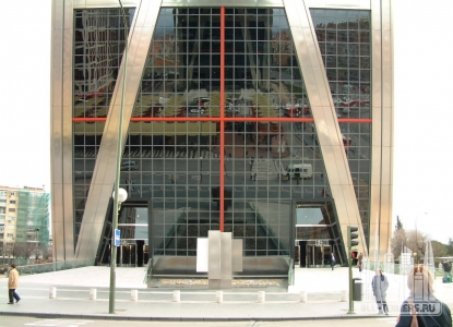 puertaeuropa_groundlevel_aw.jpg_9757