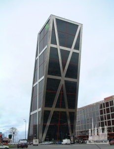 puertaeuropa_viewfromstreet2_aw