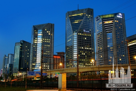 4495375061_b43f862761_b