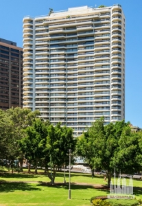 connaught-centre_roberto-portolese1