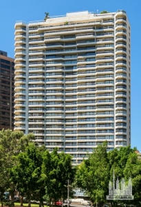 connaught-centre_roberto-portolese2