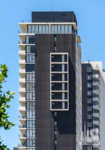 escen-on-church_roberto-portolese1