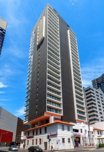 escen-on-church_roberto-portolese2