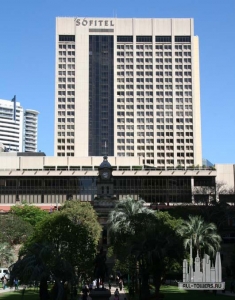 hotelsofitel_viewfrompark_(c)antonywood