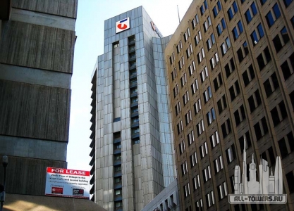 telstrahouse_ext_overall_ccbyncnd_stephenmitchell