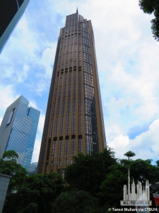 thepinnacle_ext-lookingup(c)tm