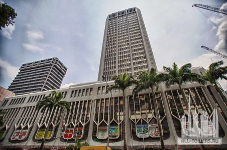 Peninsula-Plaza-20th-storey-selling-at-21m