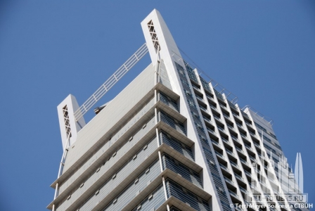 armadatower2_crown_(c)tmboake