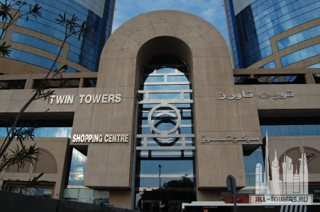 TWIN TOWERS DEIRA DINO MAGKASI12