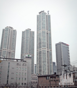 77-mok-dong-hyperion-towers-seoul-credits-photo-david-hepworth-flickr_cc5a465afc6e39a36e347d8dfc14600354db5fbd