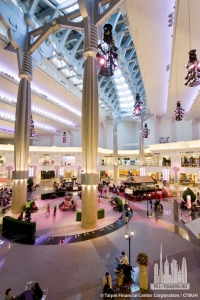 tapei101_int-lobby_(c)taipeifinancial